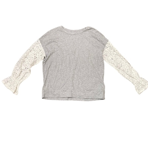 EUC Gap Kids Gray Long-Sleeved Shirt‎ Size S (6-7)